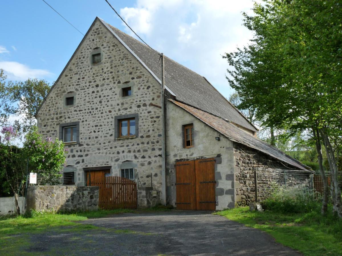 Gite Rural - Grange Des Pres Blancs Chaine Des Puys Le Vernet-Sainte-Marguerite Eksteriør billede