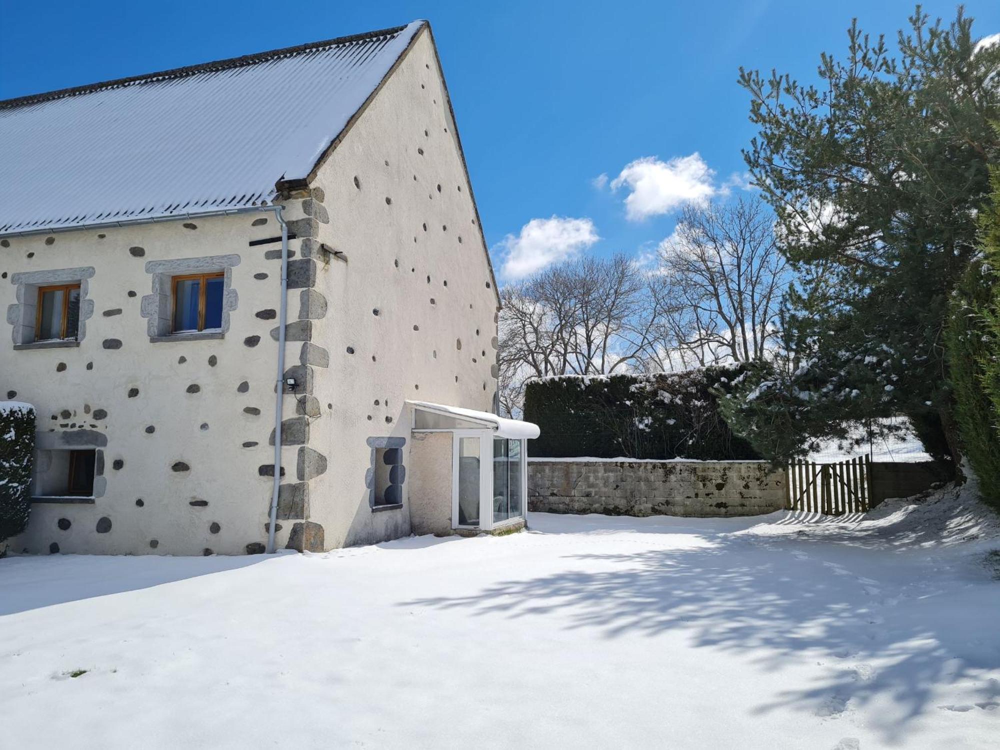 Gite Rural - Grange Des Pres Blancs Chaine Des Puys Le Vernet-Sainte-Marguerite Eksteriør billede